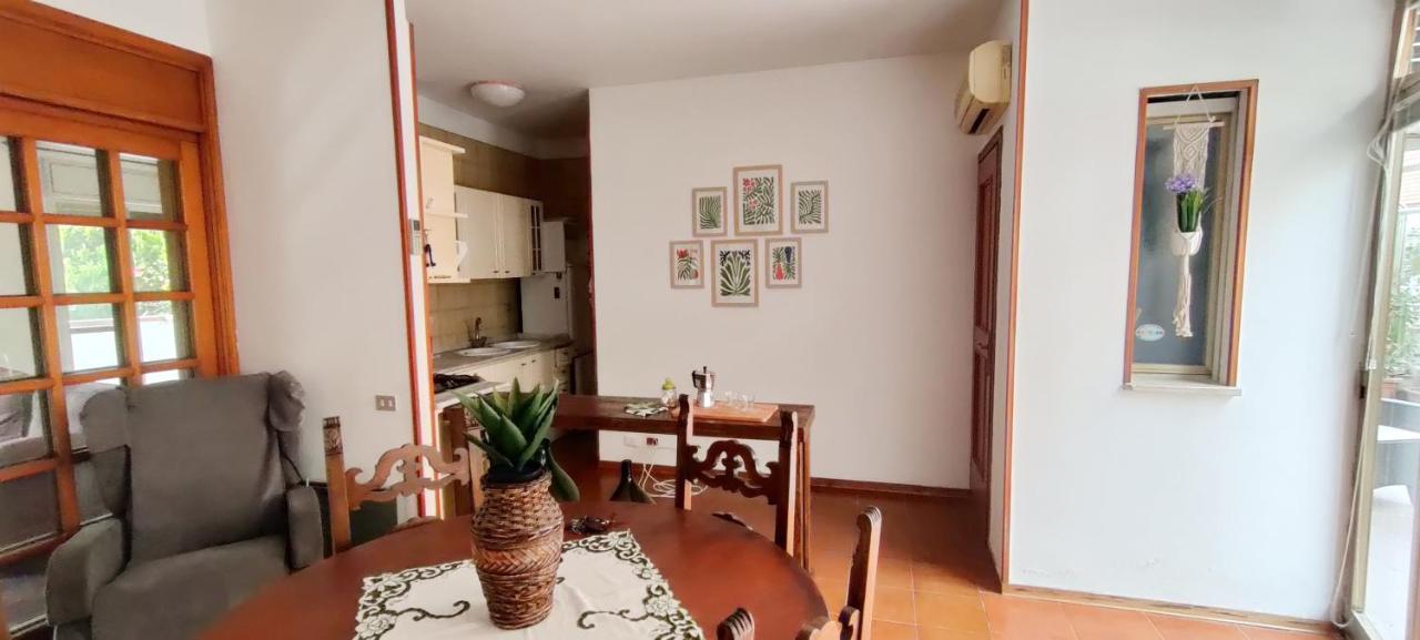 Elegante Appartamento A Cefalu Exterior photo